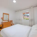 Beautiful Just 5 Minutes From The * Μαρμπέλλα