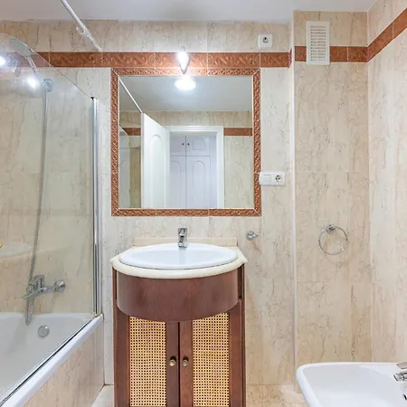 Apartament Beautiful Just 5 Minutes From The