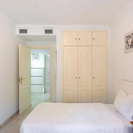 Apartament Beautiful Just 5 Minutes From The