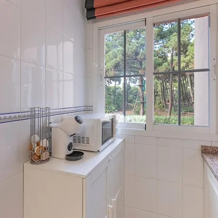 Beautiful Just 5 Minutes From The * Marbella
